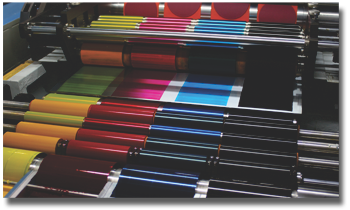 Maquinaria de impresión offset CMYK — Grupo Graf Color